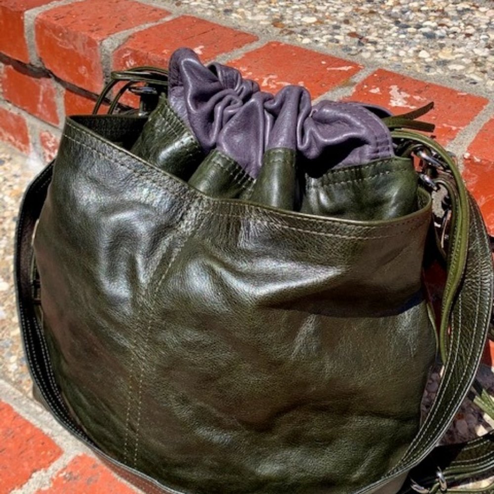 Rough&Tumble Medium Open Pocket Train